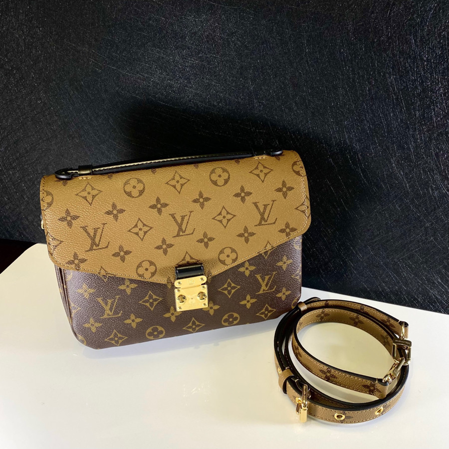 Túi Louis Vuitton