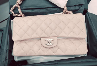 CHANEL CLASSIC M BEIGE CLAIR 22C NEW SEASON CHIP CODE