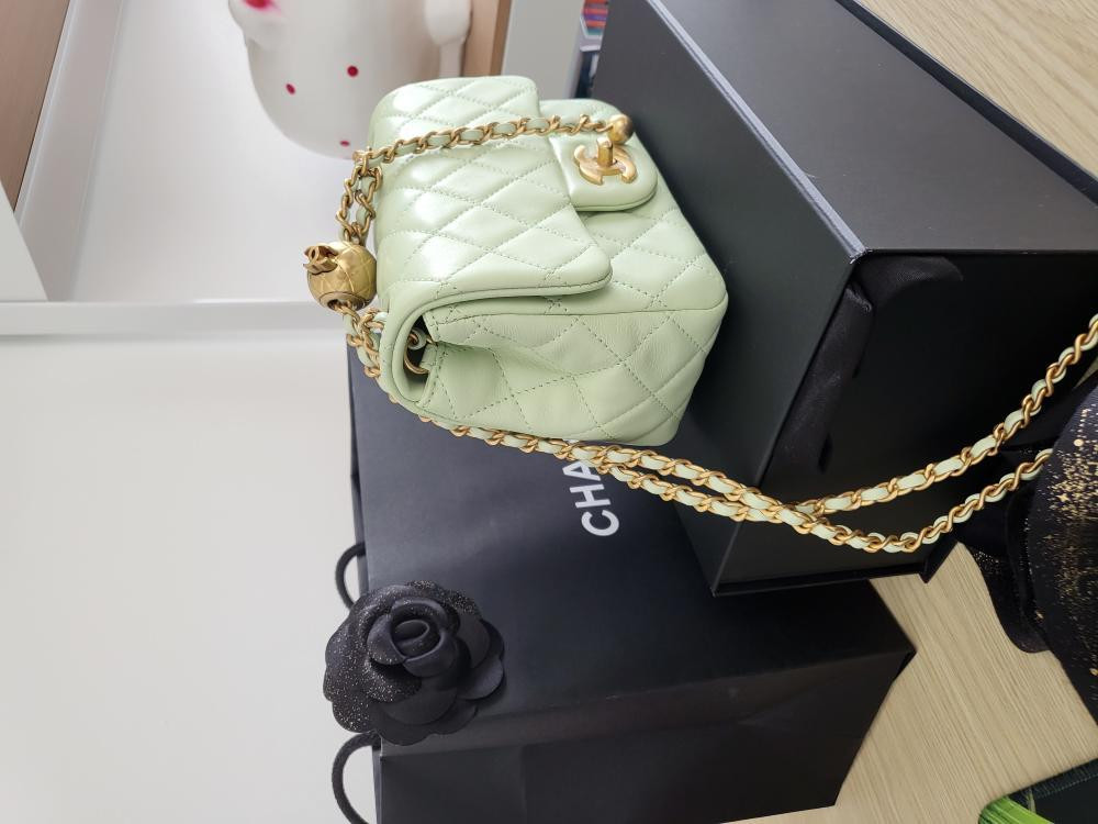 chanel mini chuông,light green color, mini7