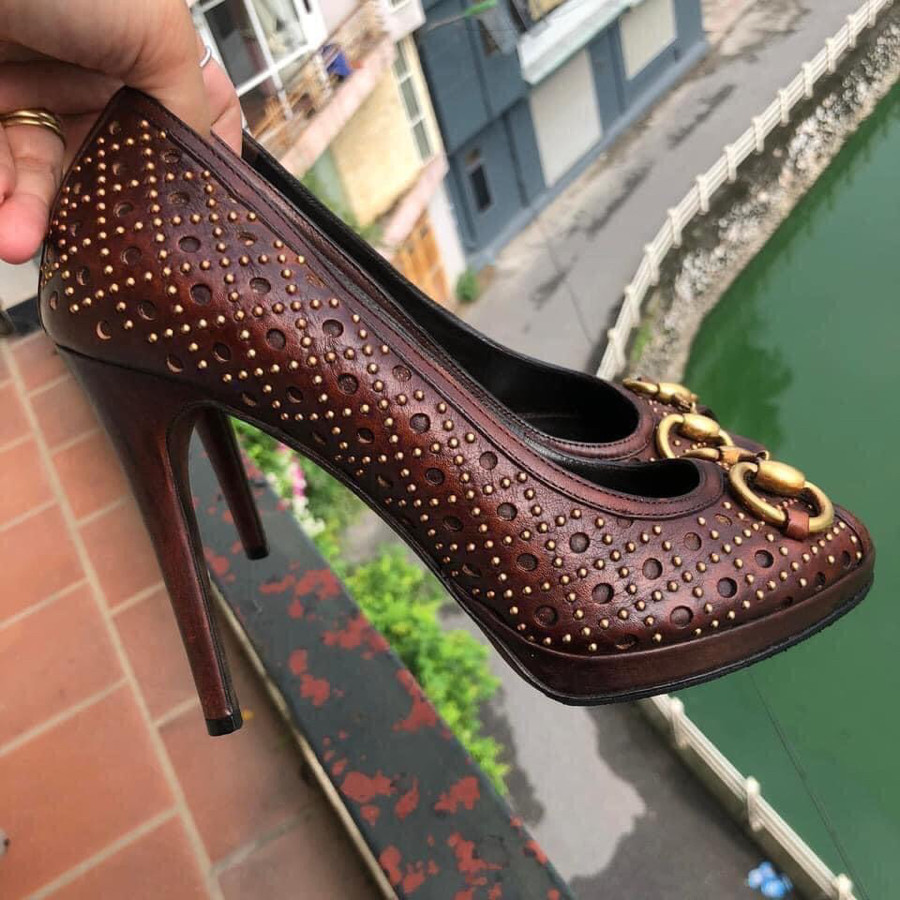 Gucci - Brown Leather Studded 'New Hollywood' Horsebit Peep Toe Platform Pump Size 37: