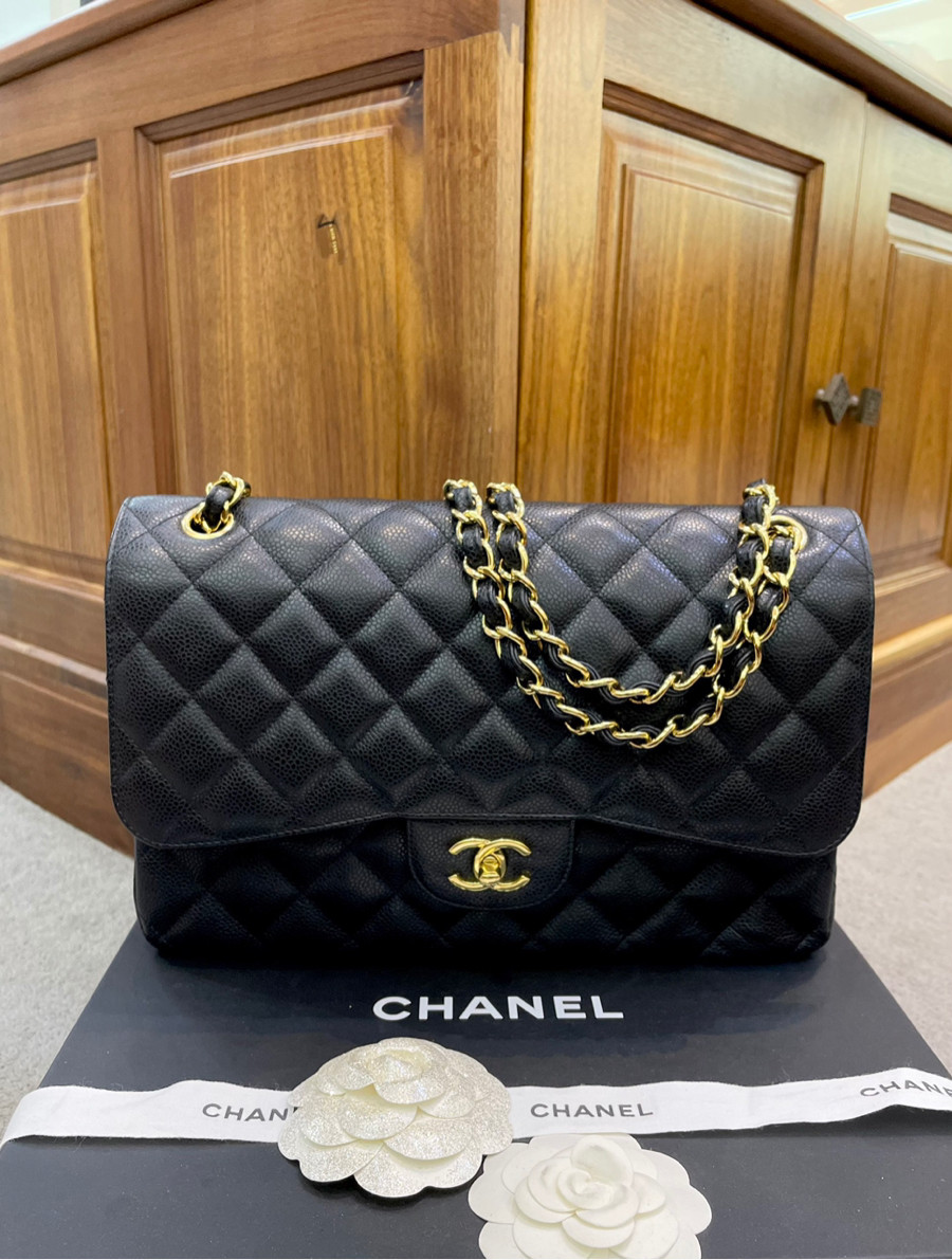 Chanel Caviar Maxi Classic Double Flap Bag Black