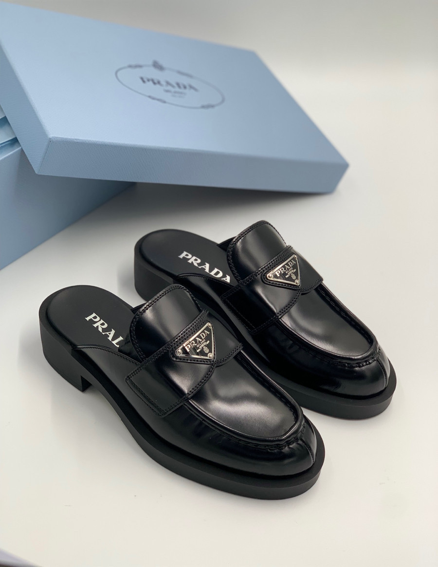 Mules prada sz 35.5