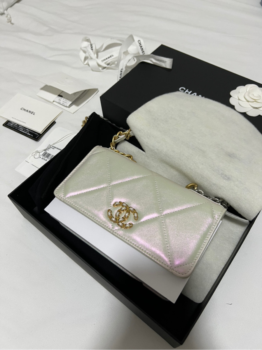 Chanel WOC C19 màu Iridescent White  Tín đồ hàng hiệu