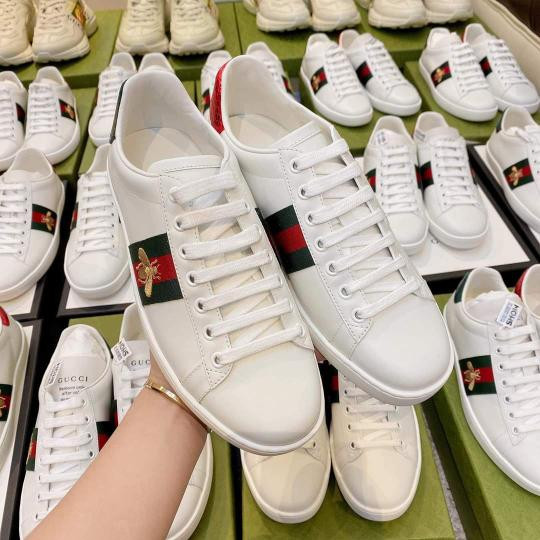 Gucci Ace sneaker with Bee