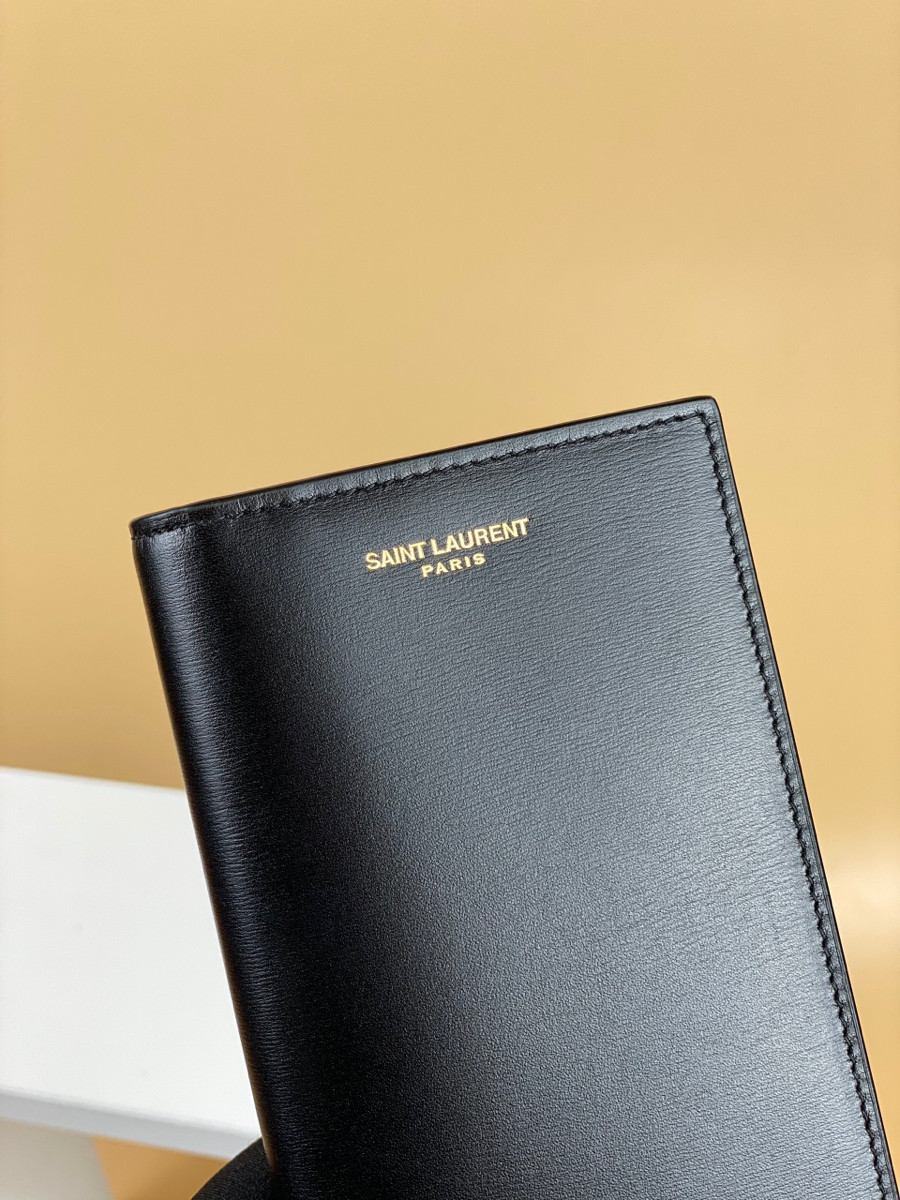 Ysl long wallet