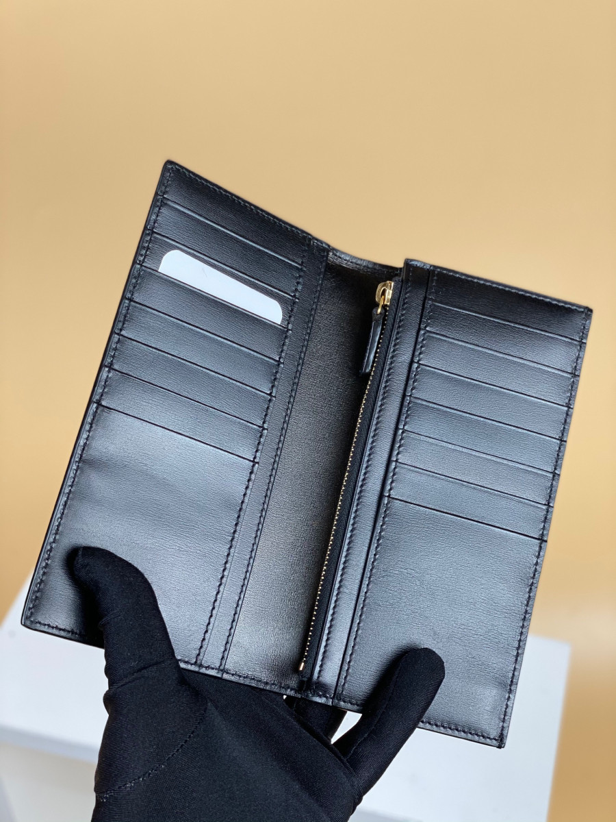 Ysl long wallet