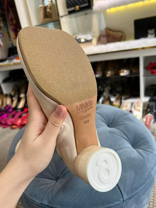 New mới dán đế hoy
Maison Marglela sz 38 1/2 fullbox
Mua 18 triệu e pán rẹ