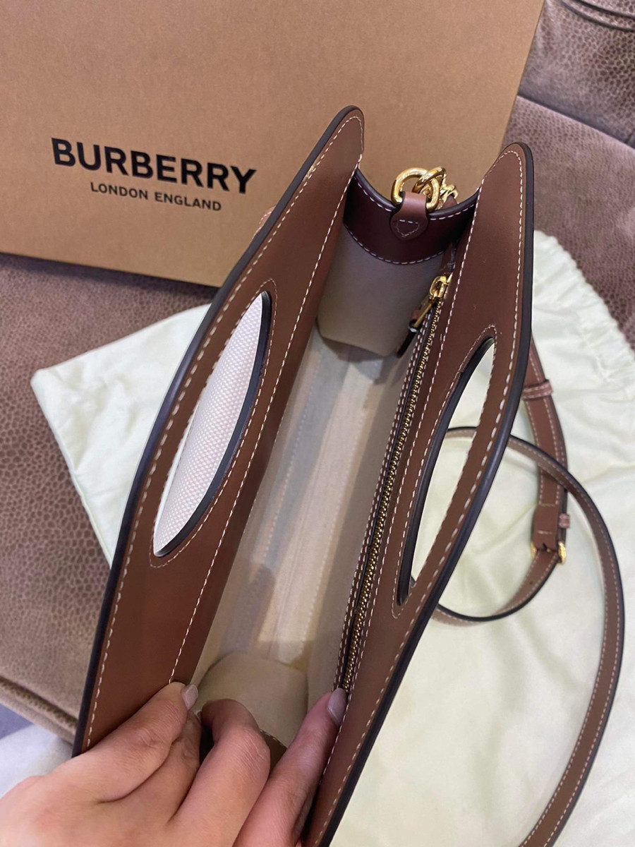 Túi Burberry Pocket