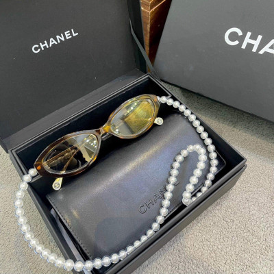 Chanel - Oval Sunglasses - Tortoise Brown - Chanel Eyewear