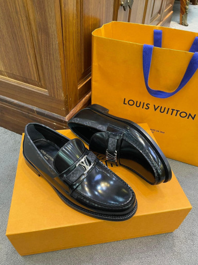 Giày LV Loafer Size 7