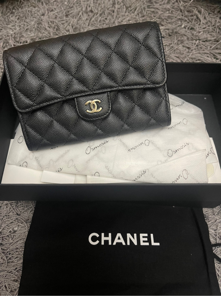 Ví CHANEL GẬP 2 size lỡ ngang 15cm