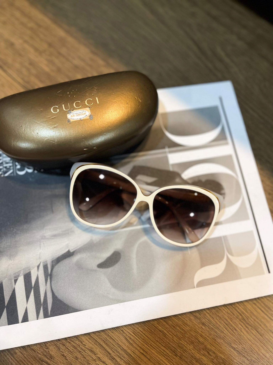 Kính gucci mắt mèo gọng trắng logo sz 60 kèm box