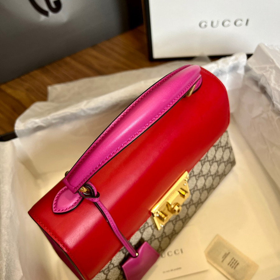 GUCCI PADLOCK MEDIUM GG TOP HANDLE BAG