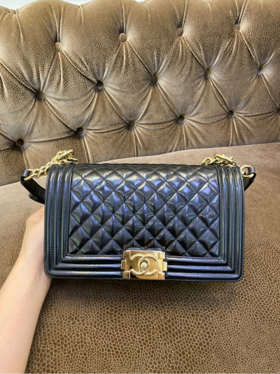 Túi Chanel Boy Medium Patent Leather Bag Ghw