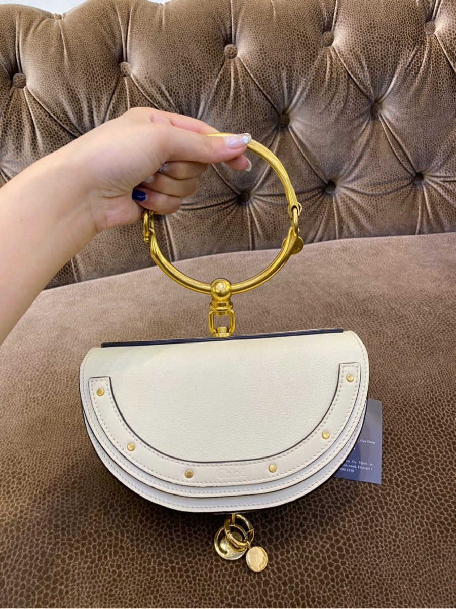 Túi Chloe Small Nile Minaudiere Cream Ghw Bag