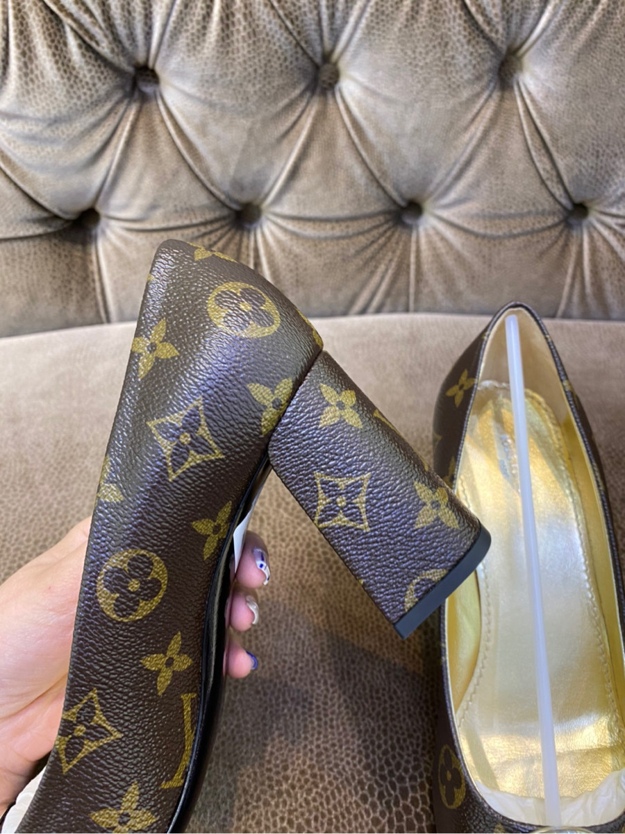 Giày Louis Vuitton Monogram Canvas Madeleine Pumps