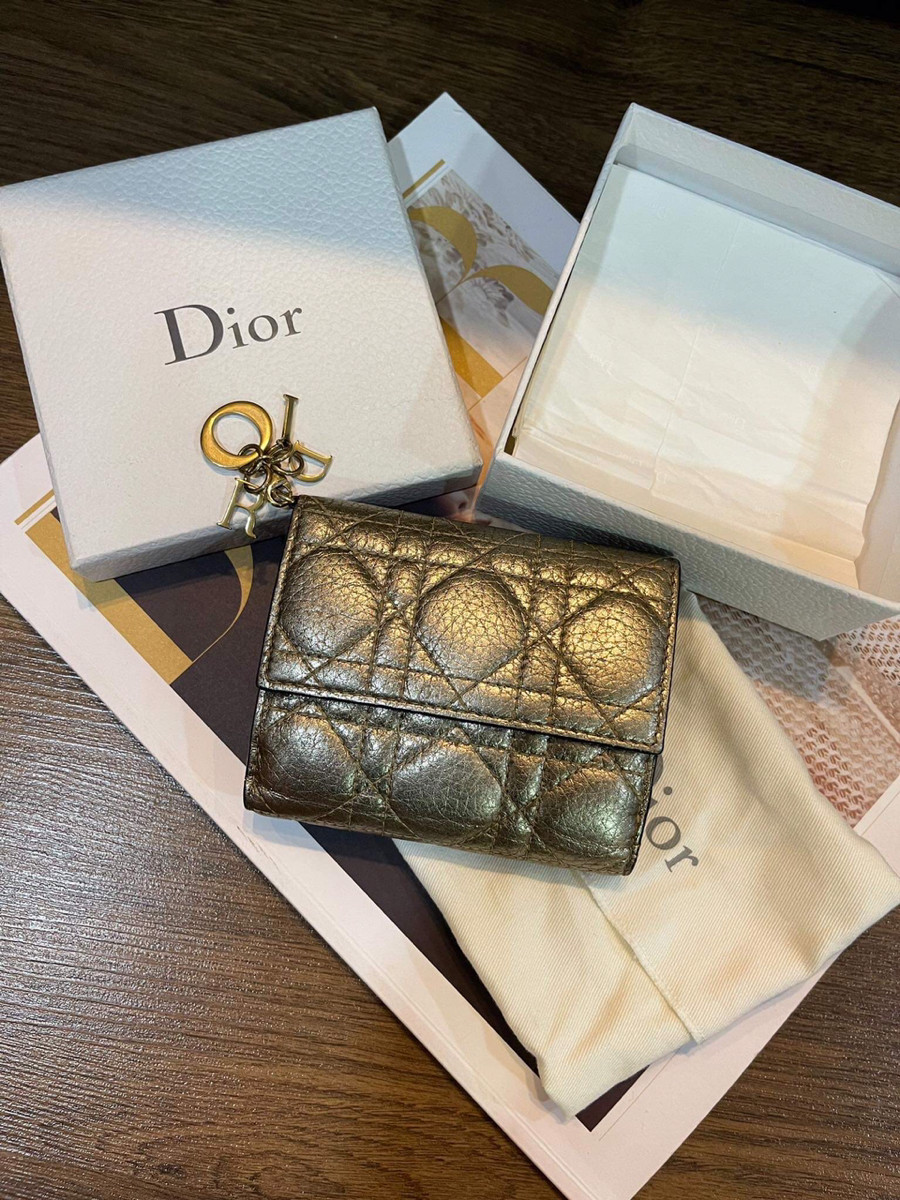 Ví dior metalic nhũ bạc sz 11 kèm box dust