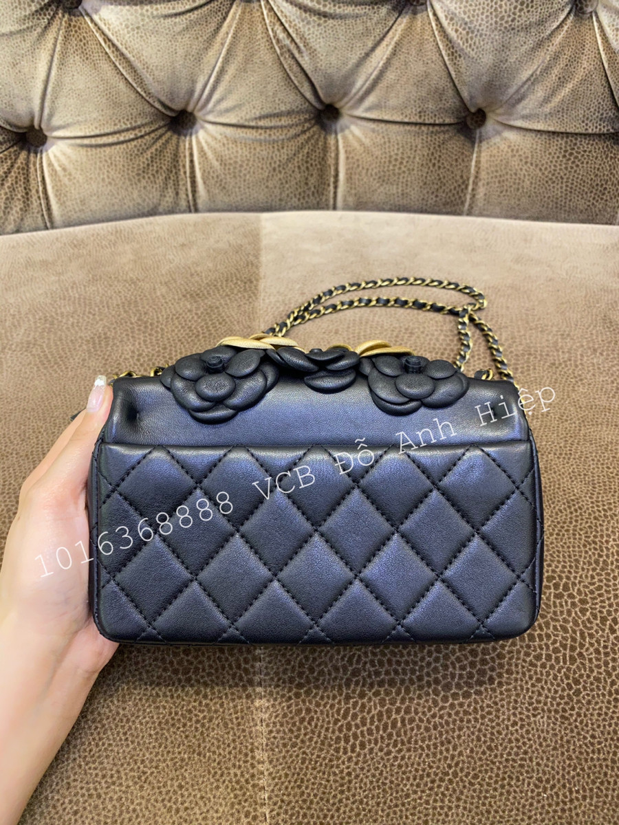 Túi Chanel Small Flowers Gold Black Metallic Bag