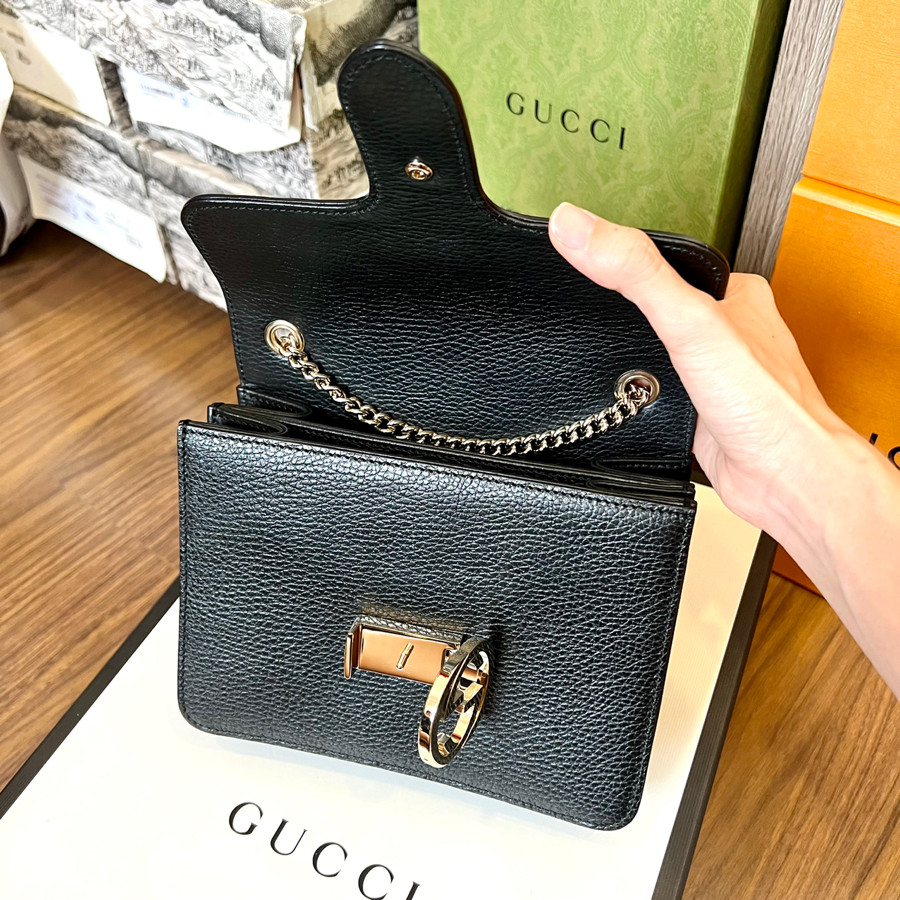 GUCCI BLACK LEATHER INTERLOCKING G CHAIN CROSSBODY BAG 99%