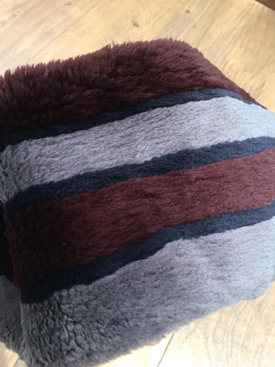 F.endi Scarf Beaver Navy x brown