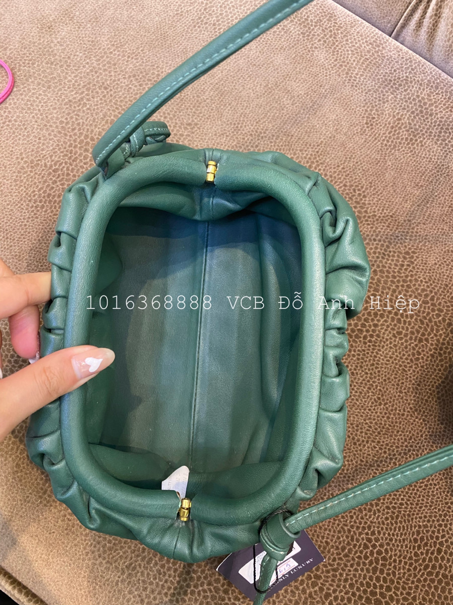 Túi BOTTEGA VENETA The Mini Pouch Crossbody Bag In Green / Blue