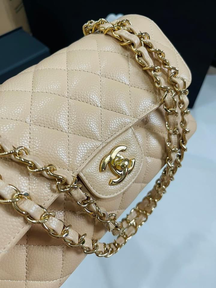 Chanel classic s ghw