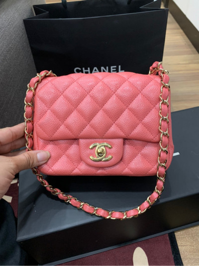 Chanel mini7