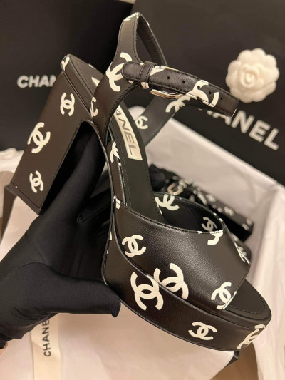 Giày Chanel New