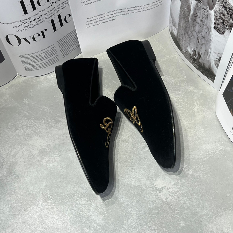 Loafer dolce logo thêu