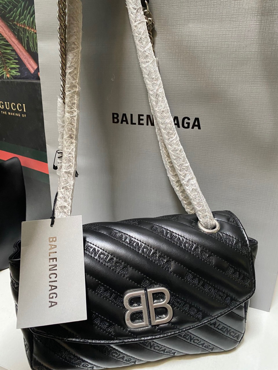 Túi Balenciaga