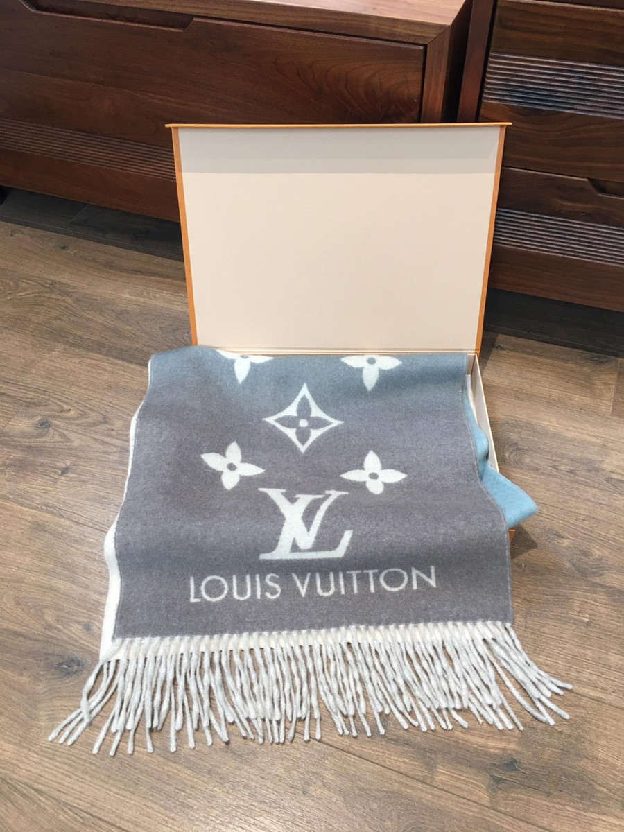 L o u i s V u i t t o n    Echarpe Reykjavik Gradient   Scarf Cashmere. kèm box như hình --