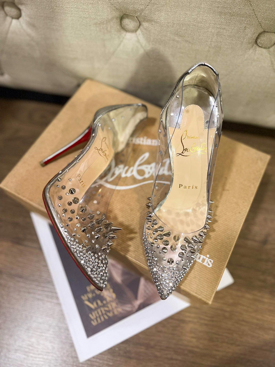 Giày louboutin trong suốt đính đinh bạc gót bạc sz 35.5 cao 10p