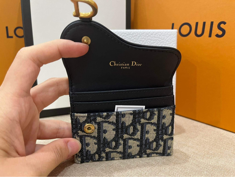 NEW Dior saddle card holder  Ví đựng thẻ saddle loại mỏng  Tín đồ hàng  hiệu