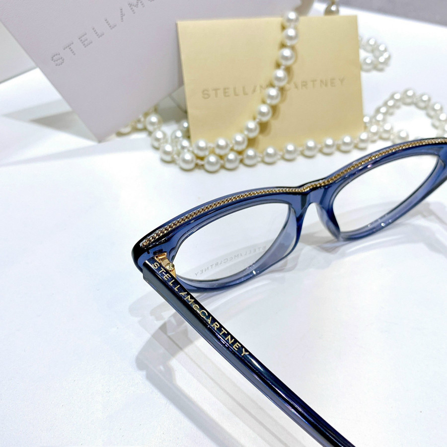 Kính cận Stella