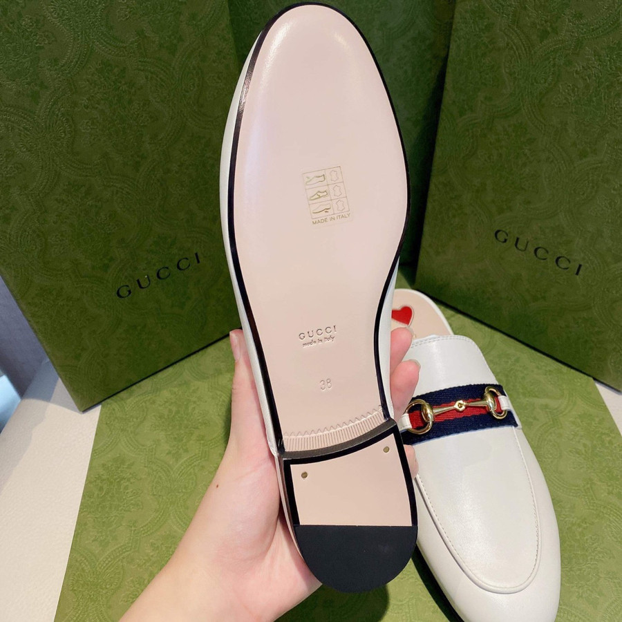 Sục gucci