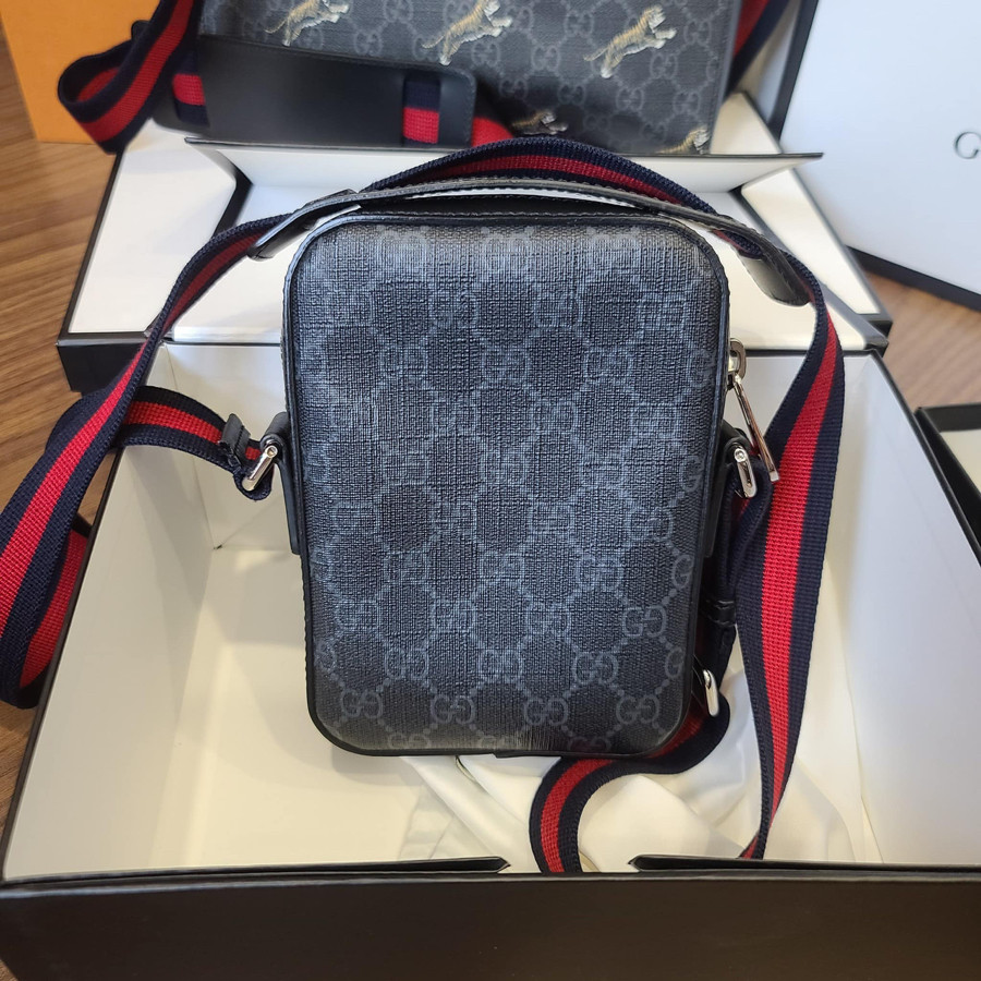 TÚI GUCCI MONOGRAMMED COATED CANVAS MESSENGER BAG