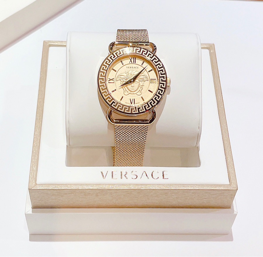 Đồng hồ Versace dây kim loại mess