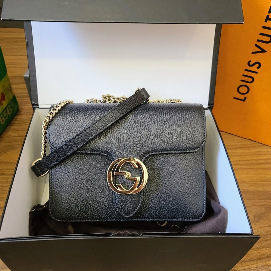 GUCCI BLACK LEATHER INTERLOCKING G CHAIN CROSSBODY BAG