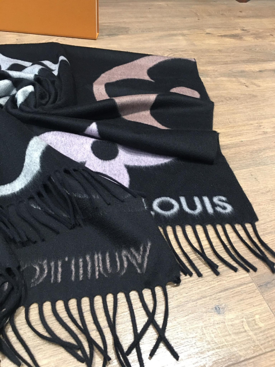 L o u i s V u i t t o n   Echarpe Ji  Ultimate  Scarf Wool & cashmere kích thước  196*72cm. kèm box như hình -