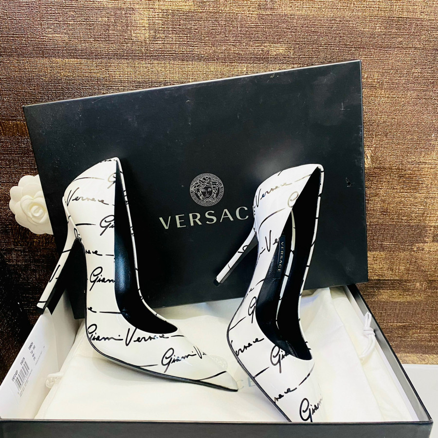 Giày Versace