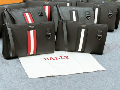 Clutch Bally New