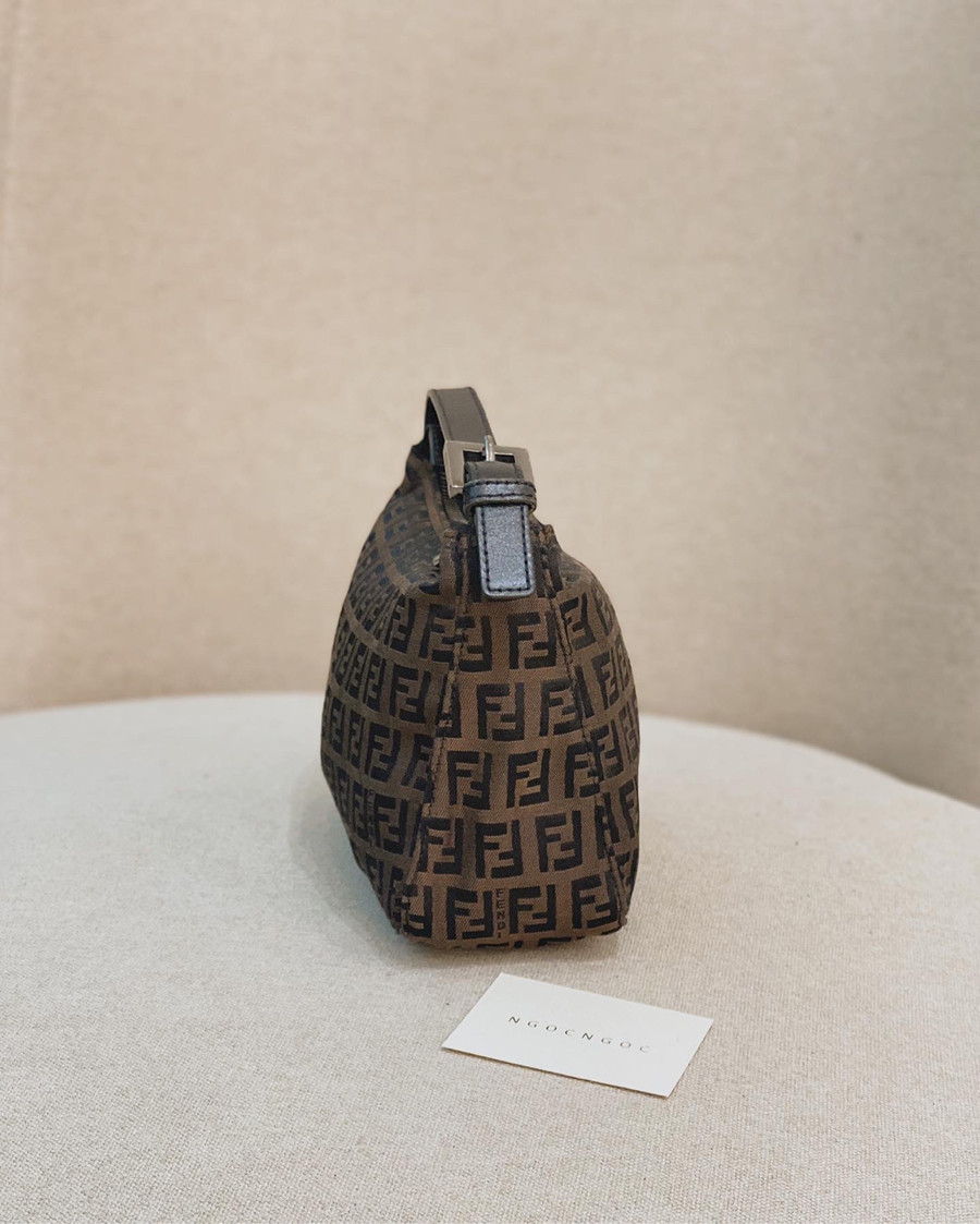 Fendi hobo