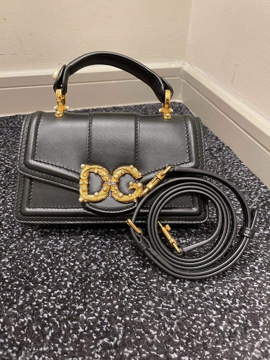 Dolce & Gabbana size mini 18