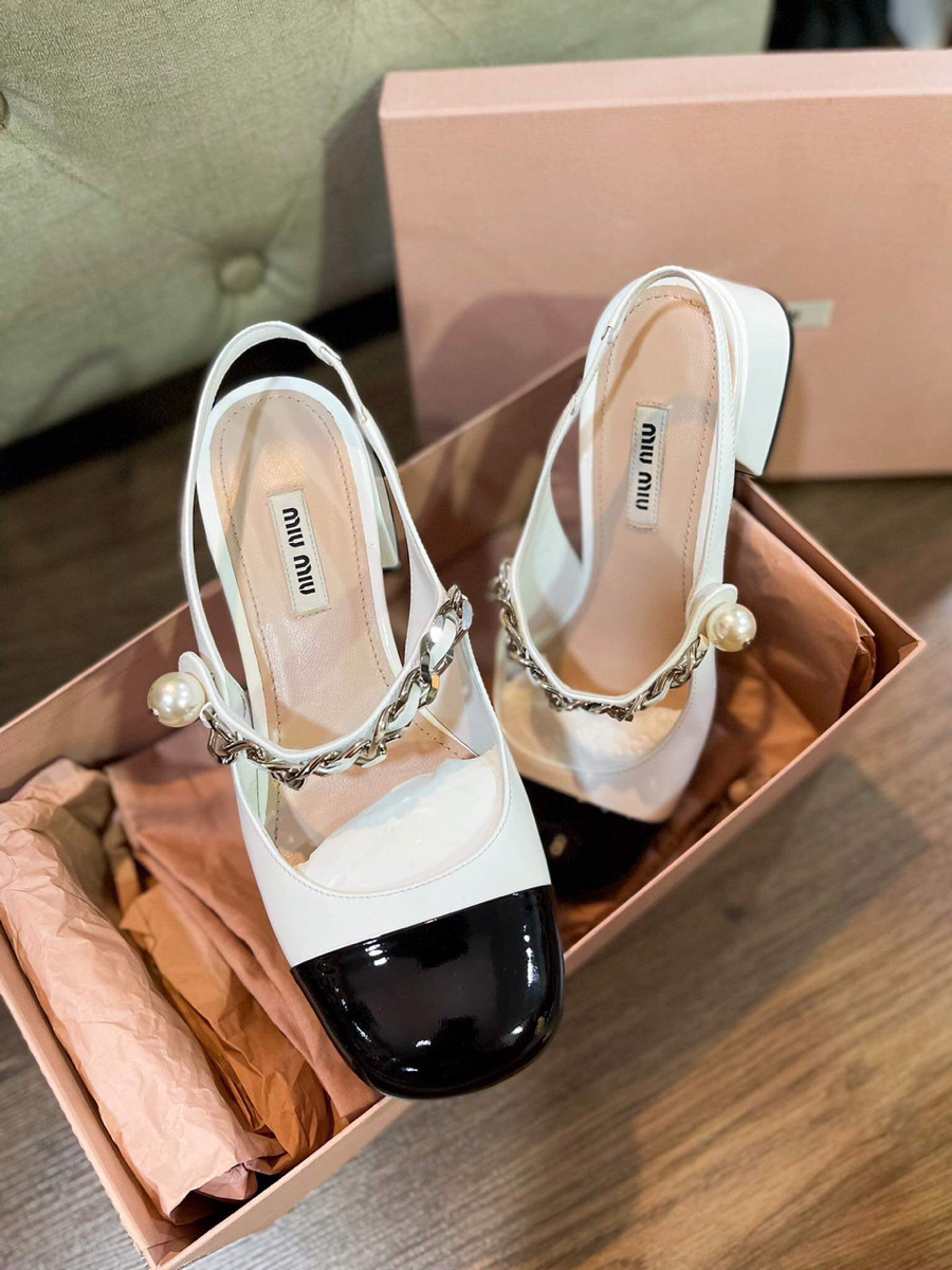 sandal miu miu trắng đen da bóng quai trai sz 36 fullbox