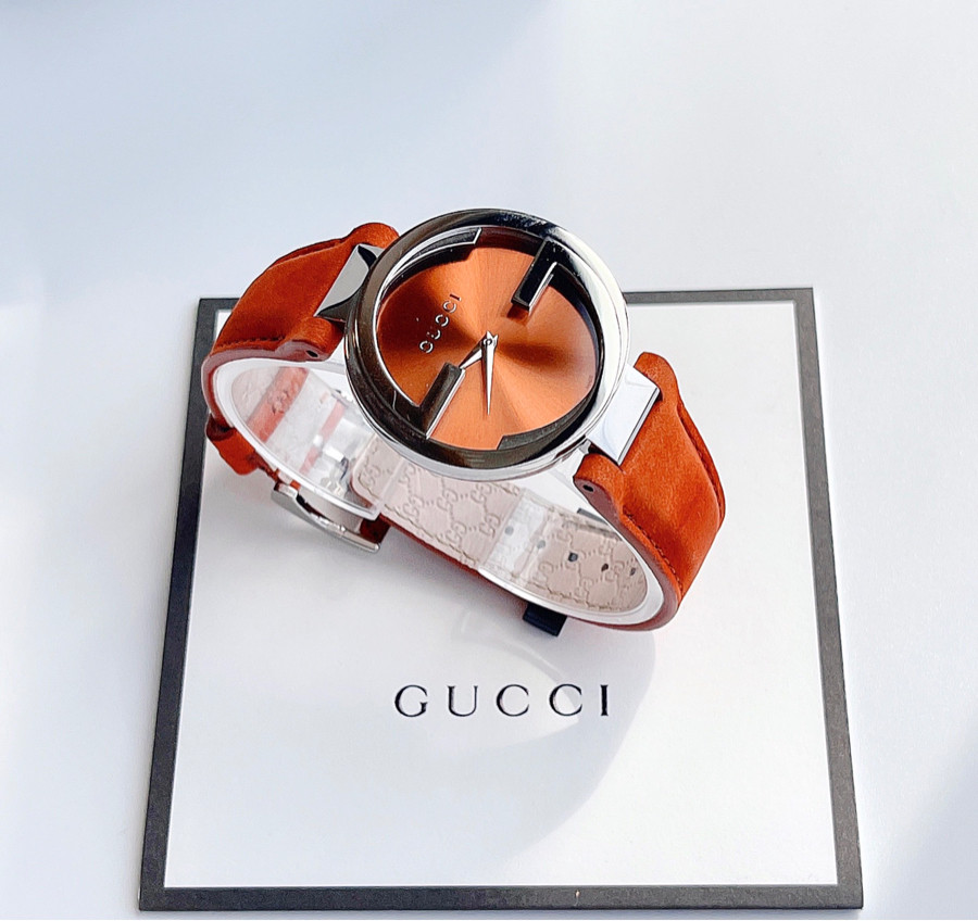 Đồng hồ Gucci cam nữ