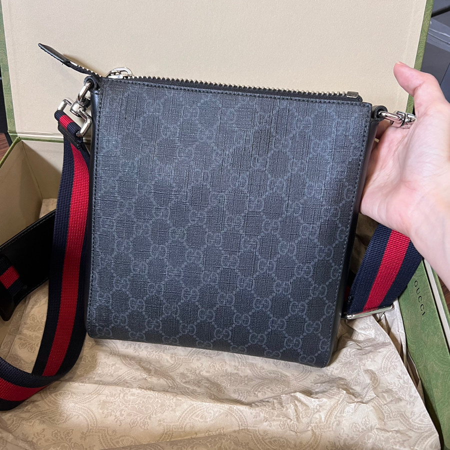 GUCCI GG BLACK SMALL MESSENGER BAG