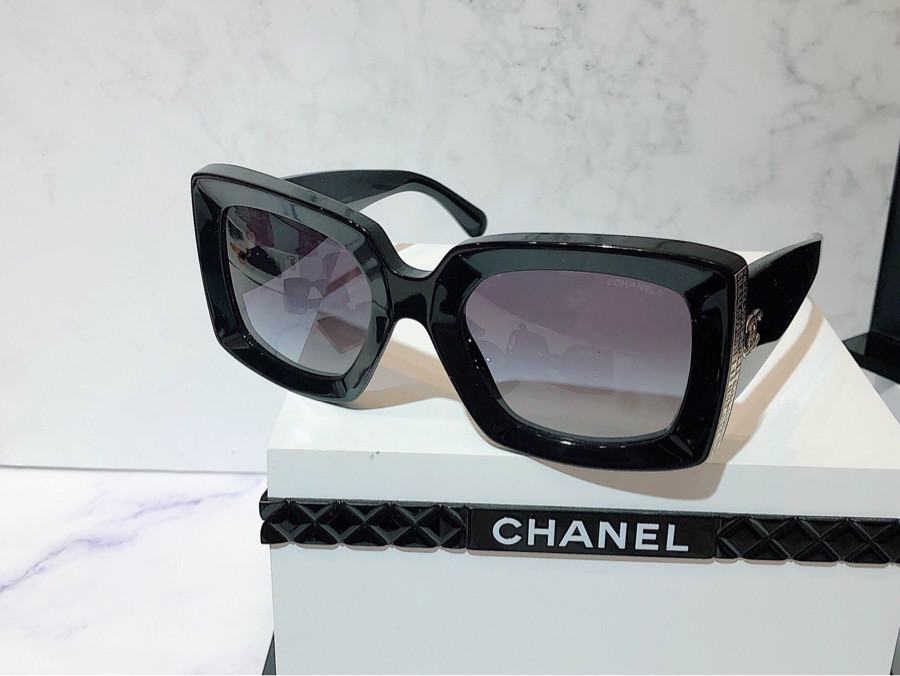 Kính Chanel New