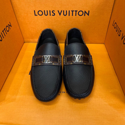 Giày Louis Vuitton