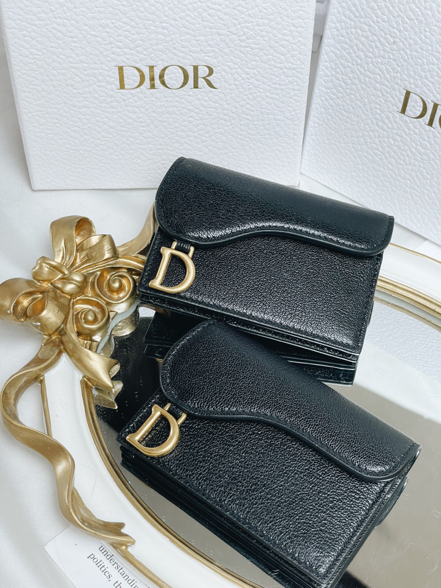 Ví Dior