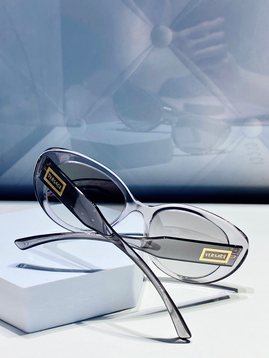 Kính Versace New